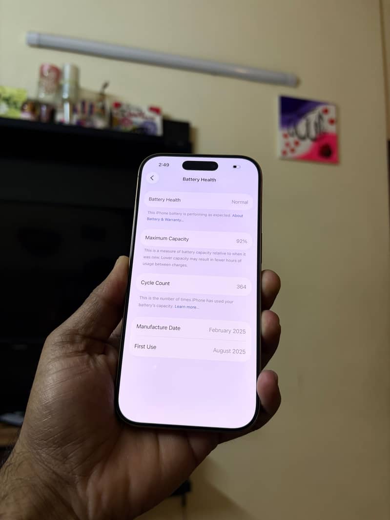 Apple iPhone 16 Pro 2