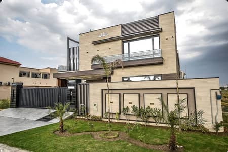 INVESTMENT ATTRACTION 10 MARLA 4 BED HOUSE WITH OLD STRUCTURE FOR SALE IN BLOCK Y DHA PHASE 7