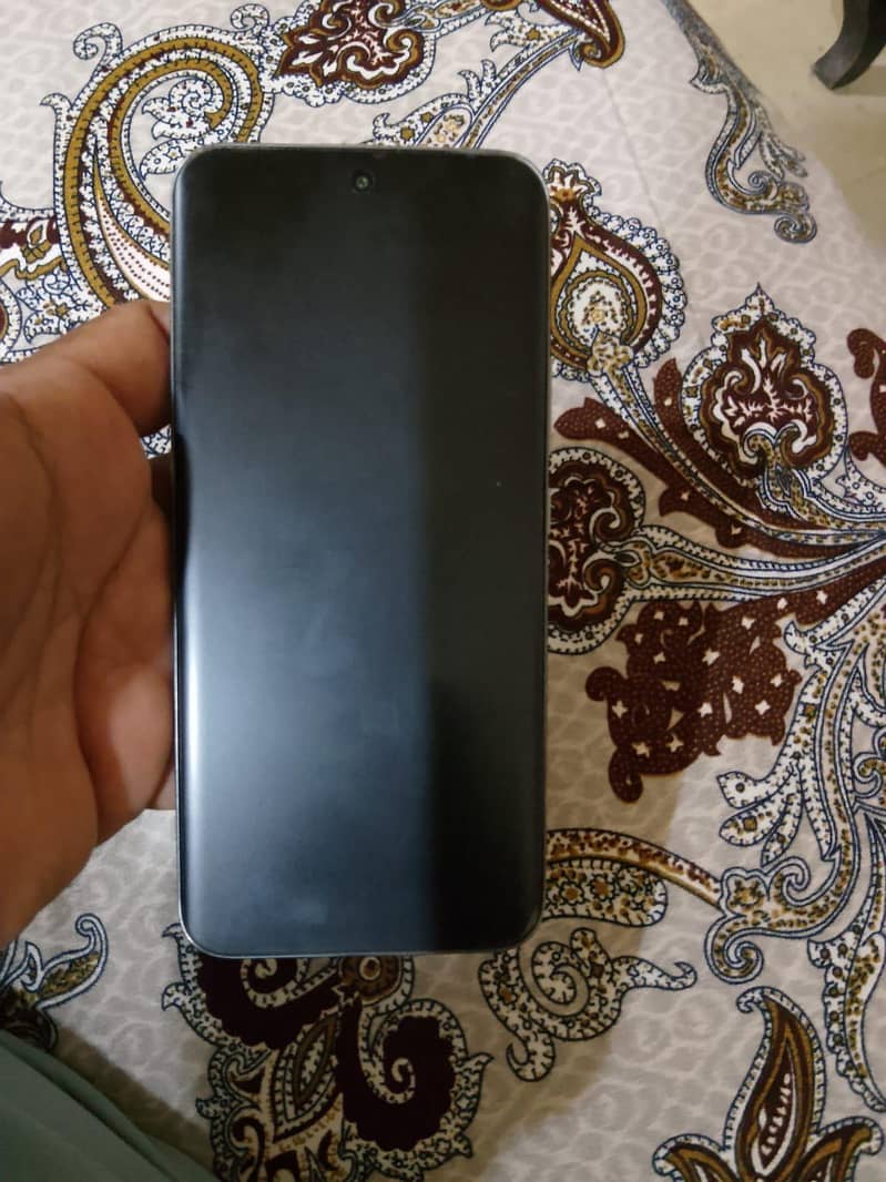 tecno spark 40 pro plus 4