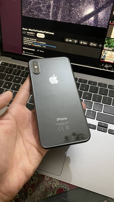 Apple iPhone XS