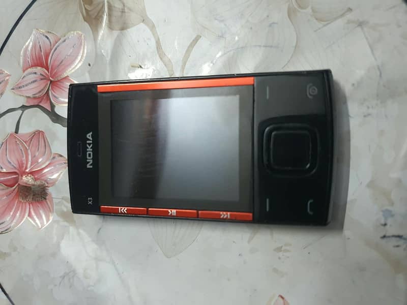 Nokia X3 6