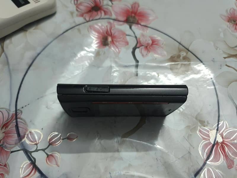 Nokia X3 7