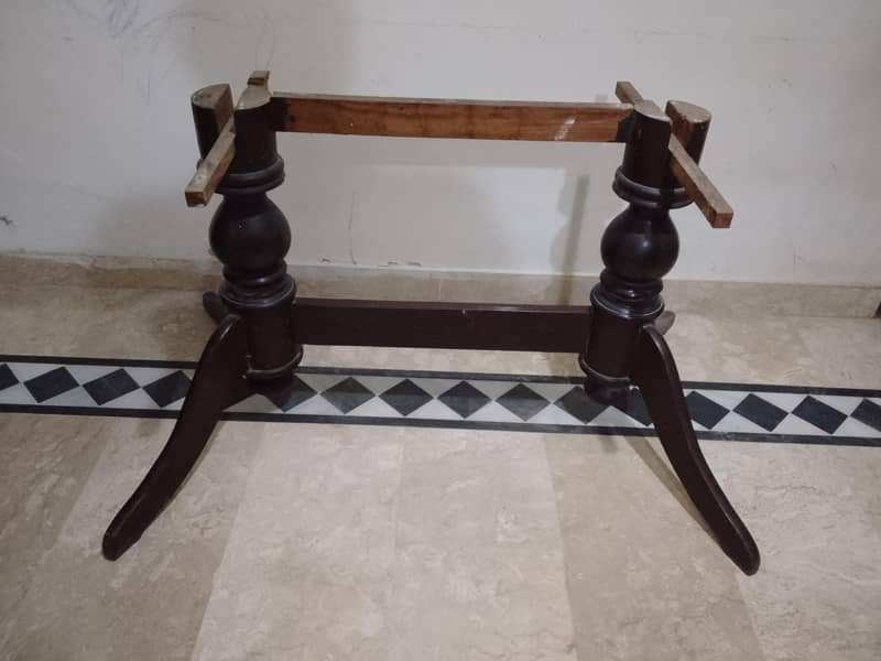 DINNING TABLE 4