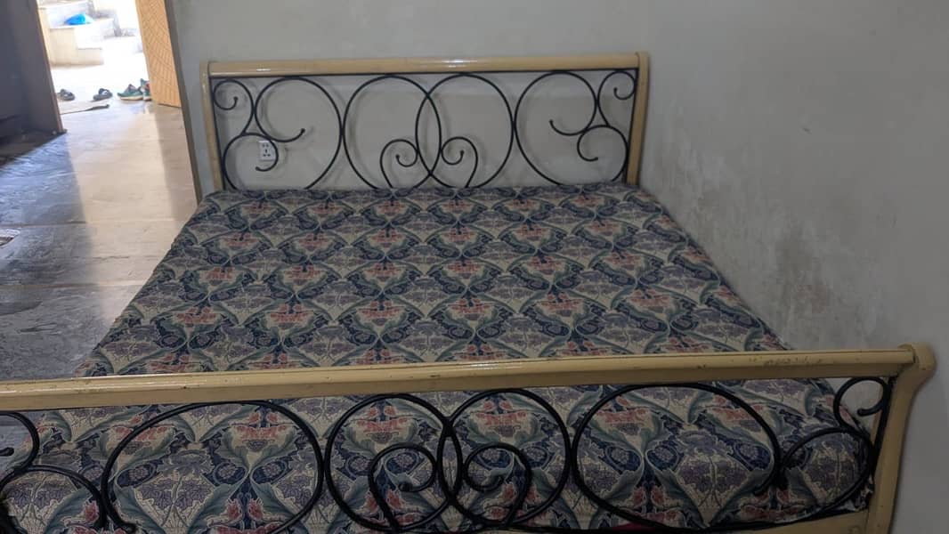 Double bed 3