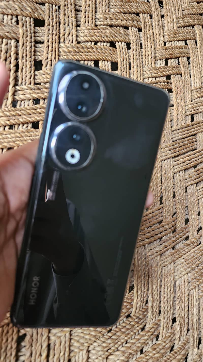 Honor 90 2