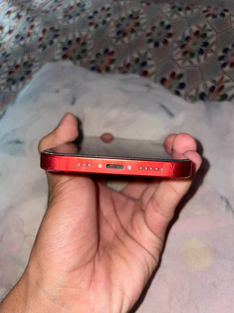 Apple iPhone 12 1