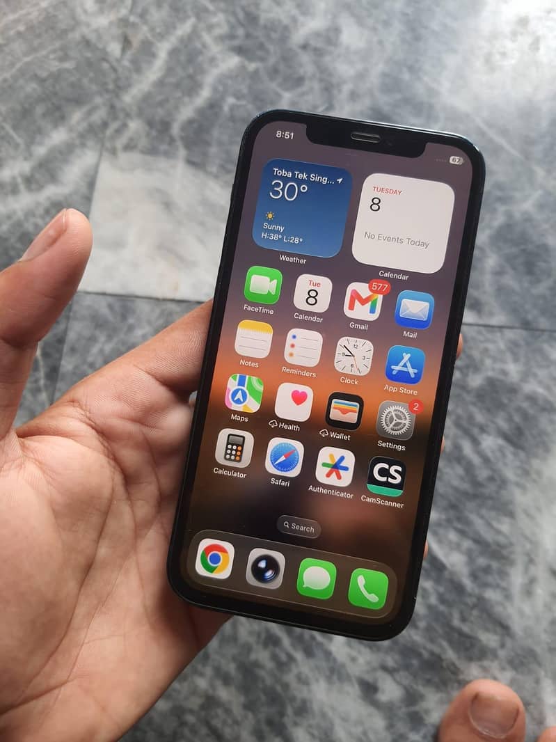 Apple iPhone 12 jv 1