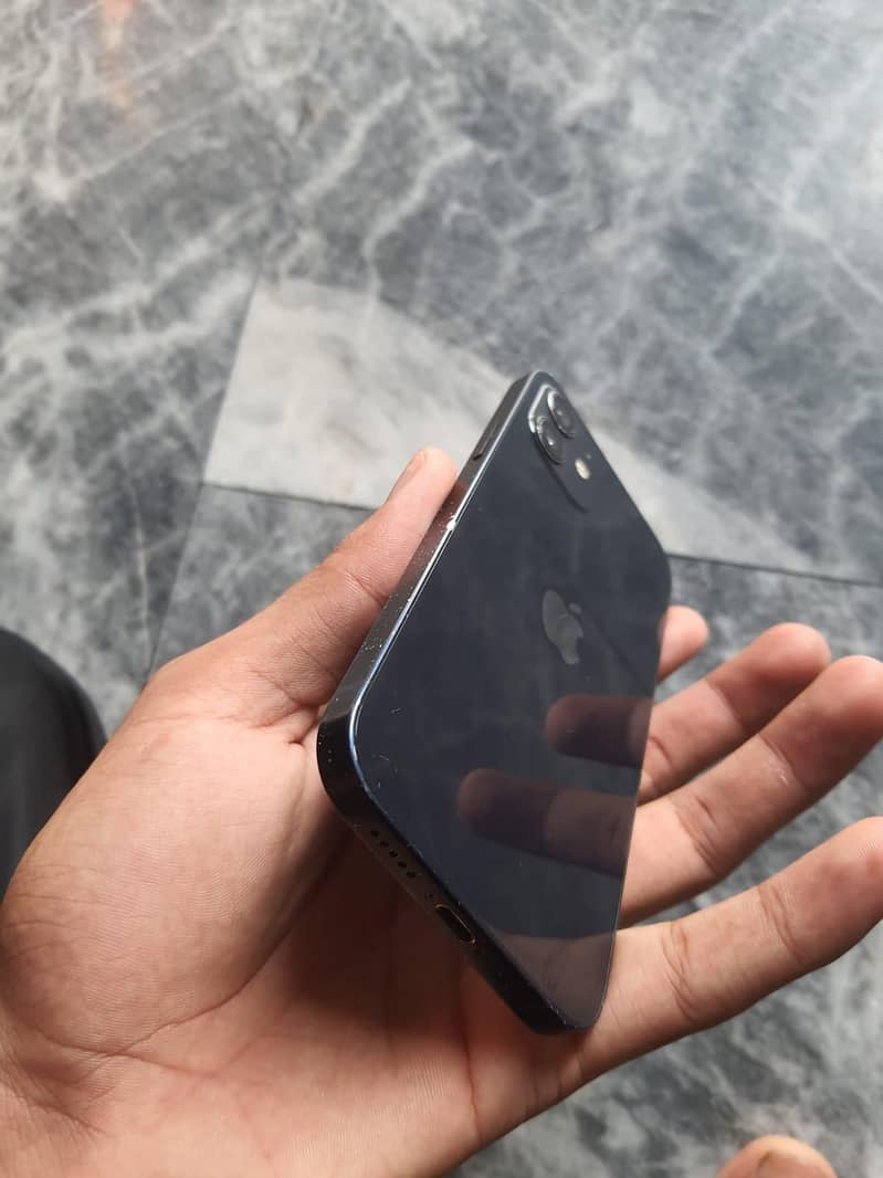 Apple iPhone 12 jv 4