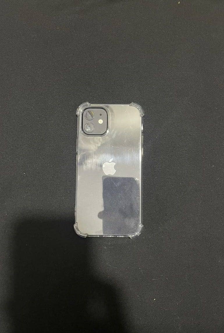 Apple iPhone 12 5