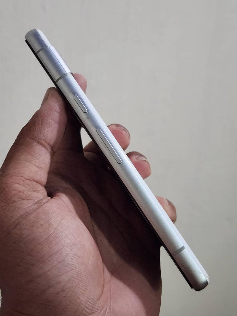 Google Pixel 7a 3