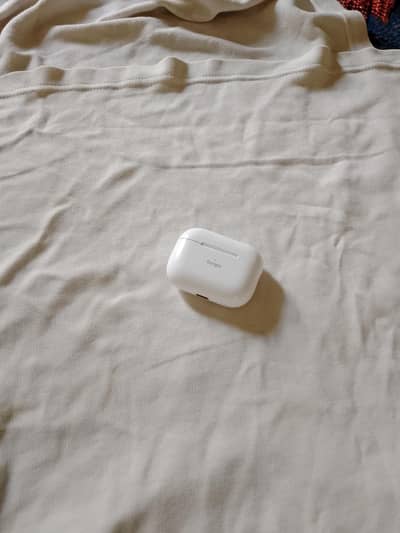 ear buds for sale jes ko Lena ho rabta kry sirf 250 ma