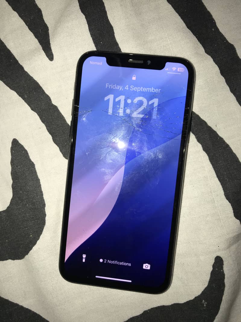 Apple iPhone XS 1