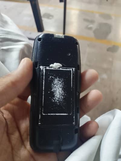Nokia 106