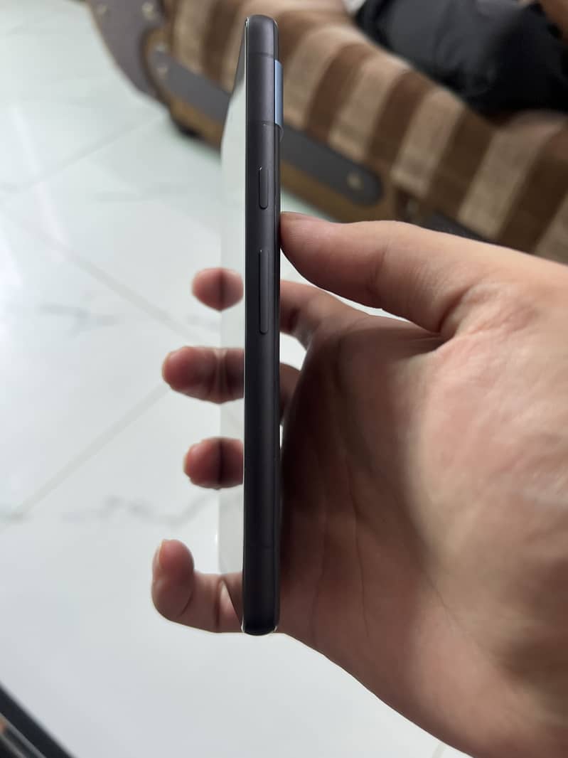 Google Pixel 7a scratchless condition 4