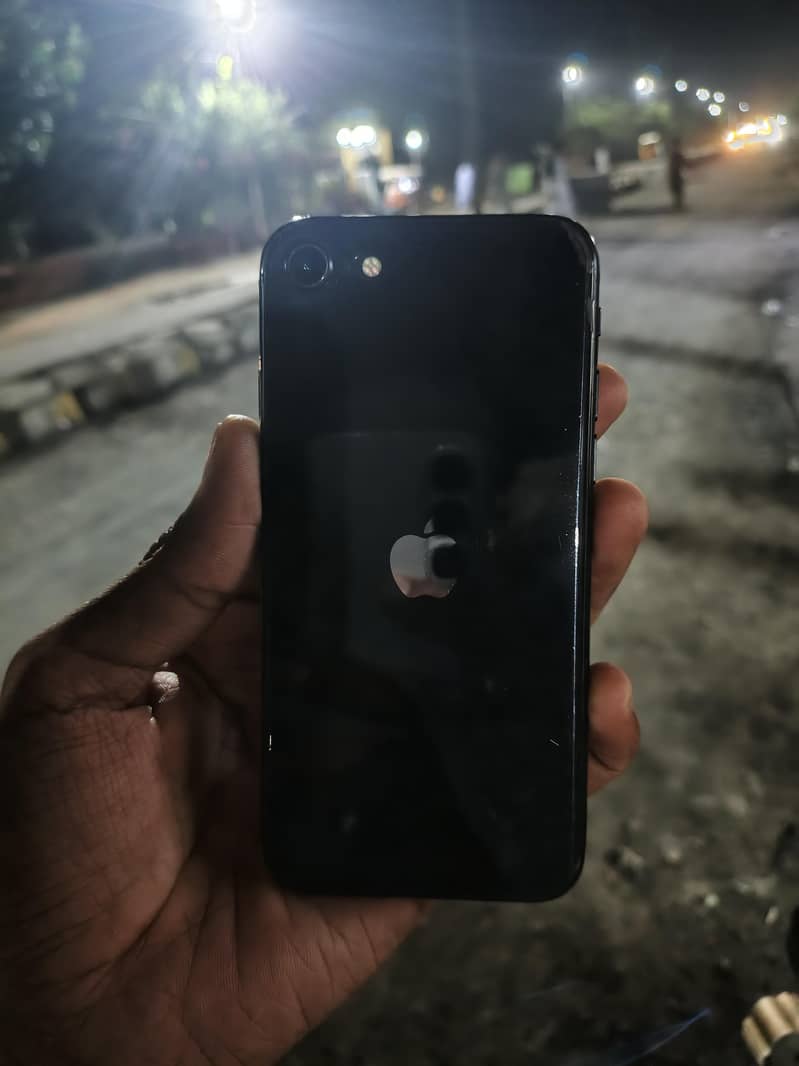 Apple iPhone SE 0