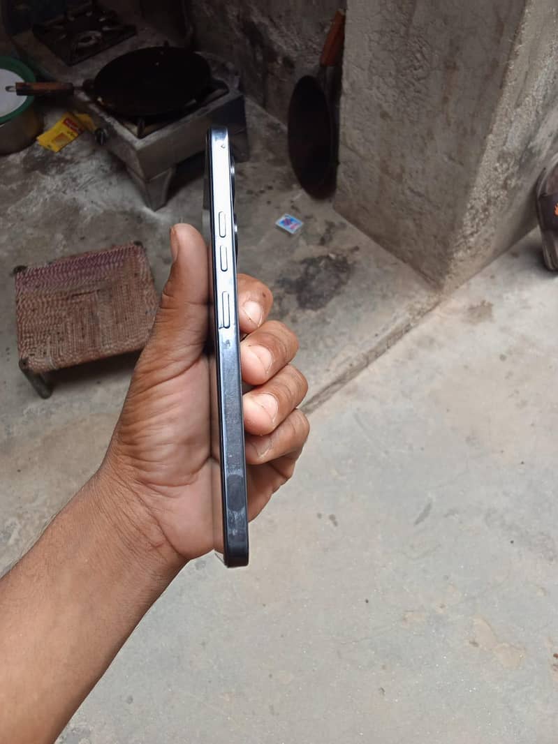 Tecno CAMON 20 0