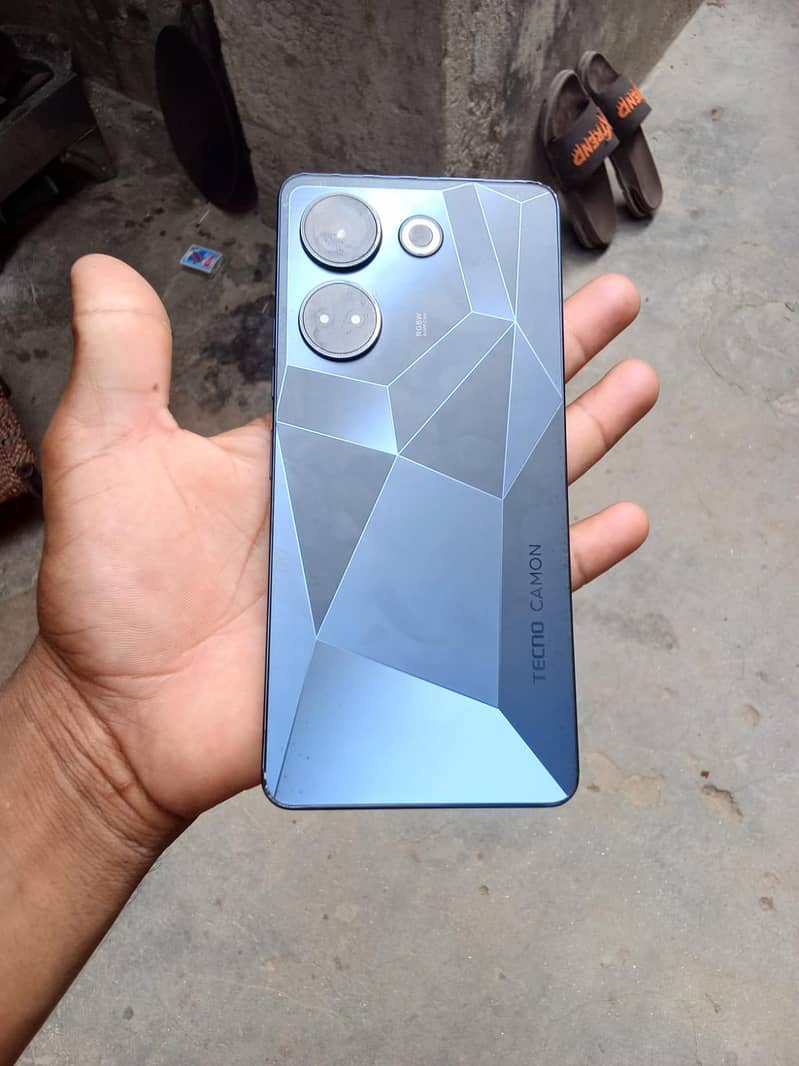 Tecno CAMON 20 4