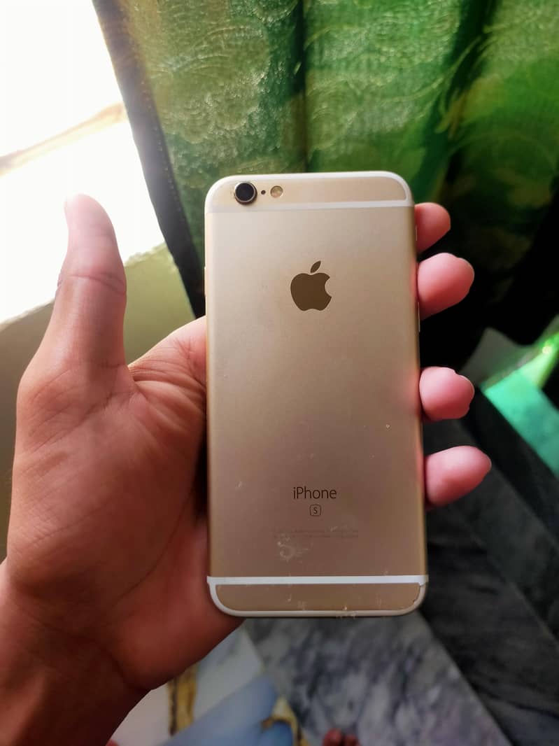 Apple iPhone 6S 1