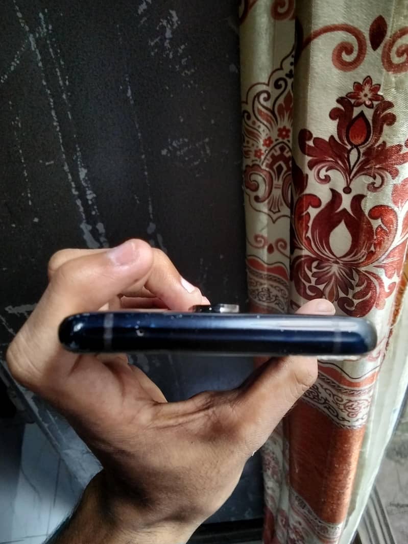 One Plus 8 Pro 6