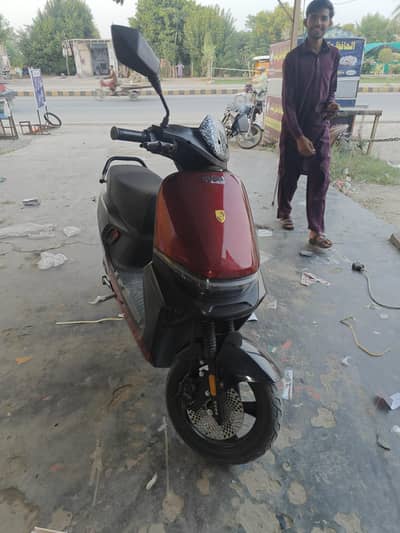 evee s1 all ok aik change par 90 km calti hai