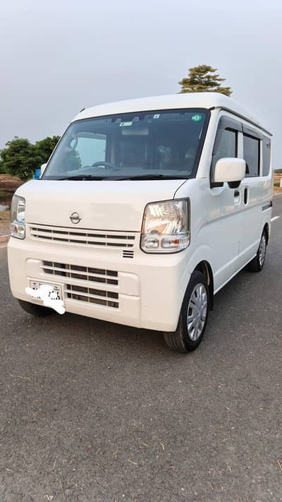 Nissan Clipper Half join 2020/25