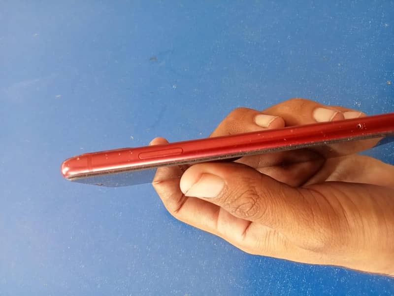 Apple iPhone 11 3