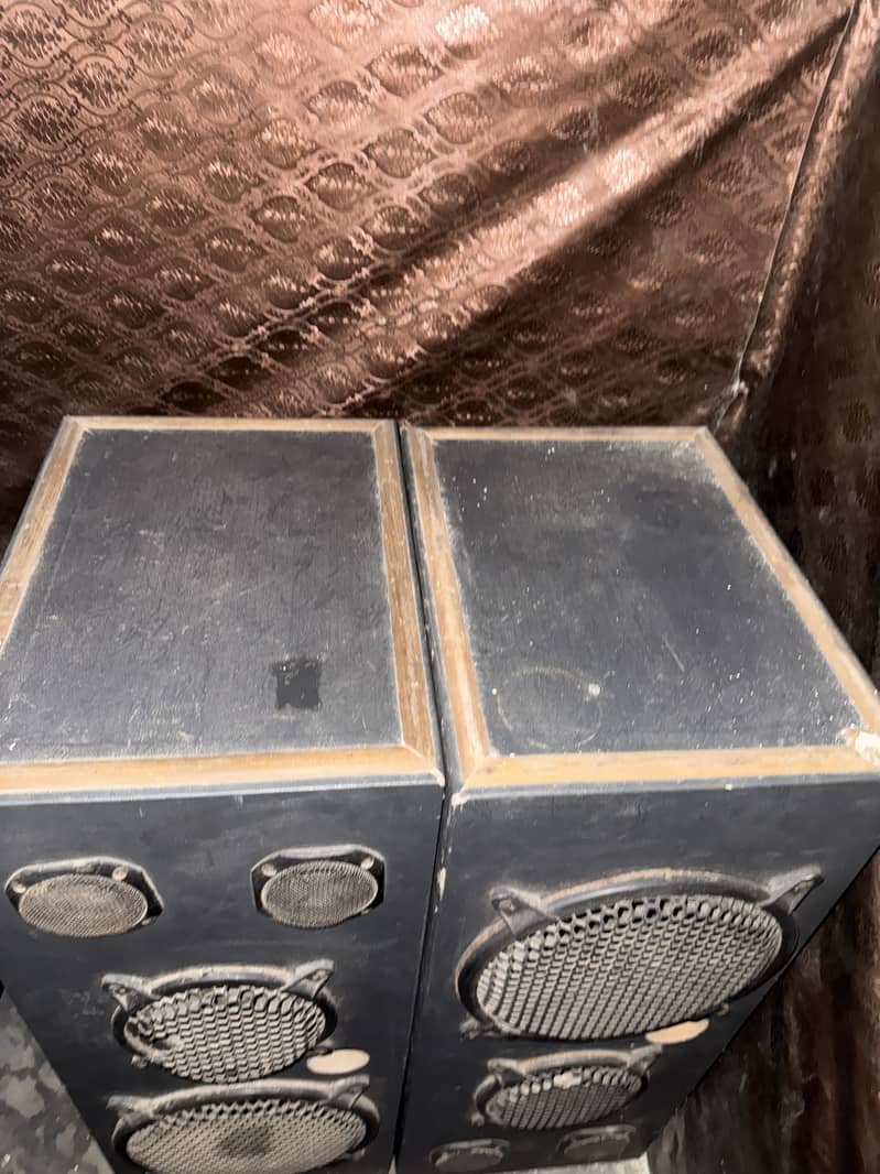 Speakers 1
