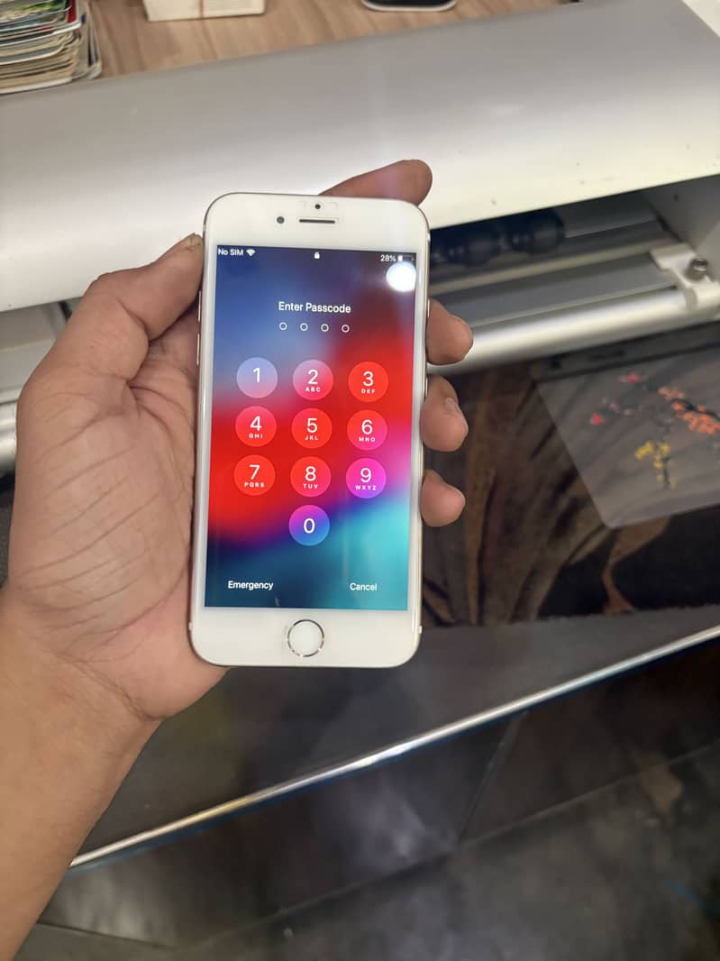 Apple iPhone 6 0