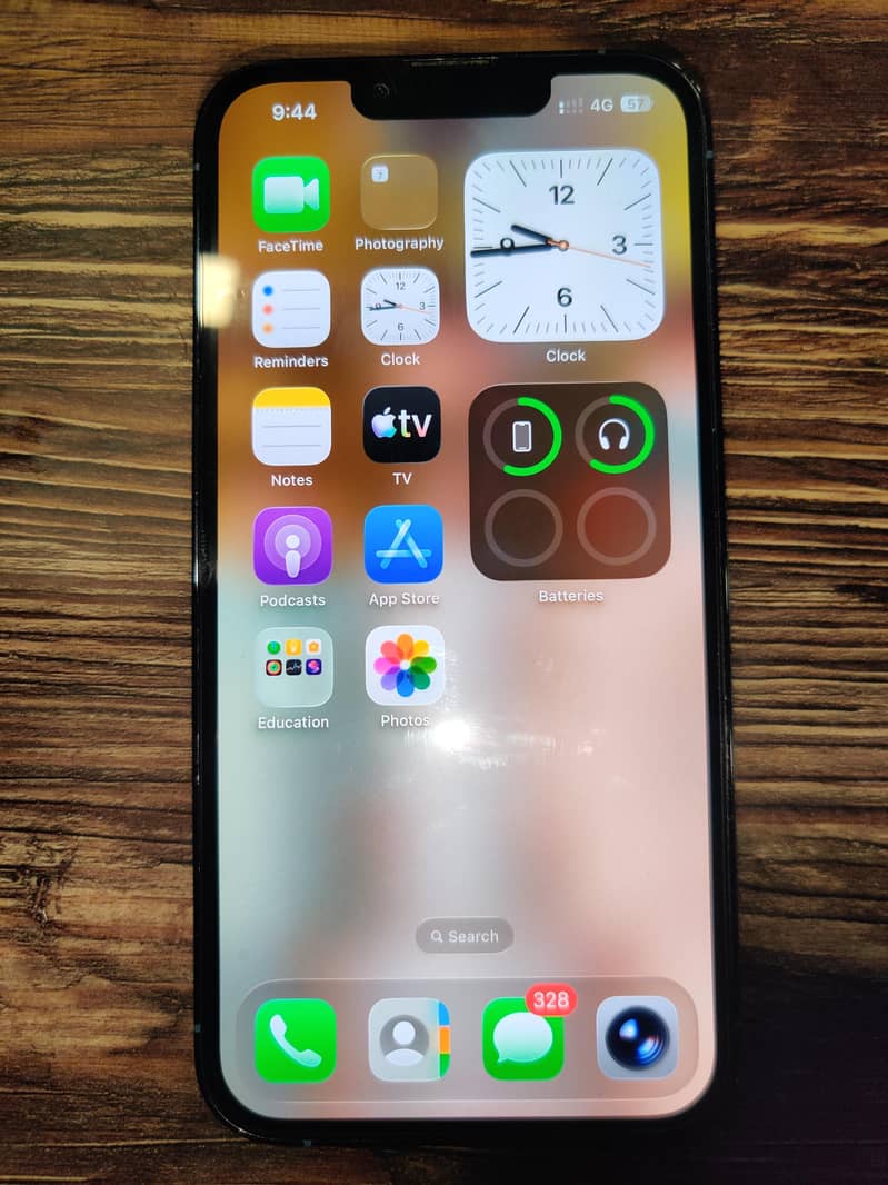 Apple iPhone 13 Pro 4