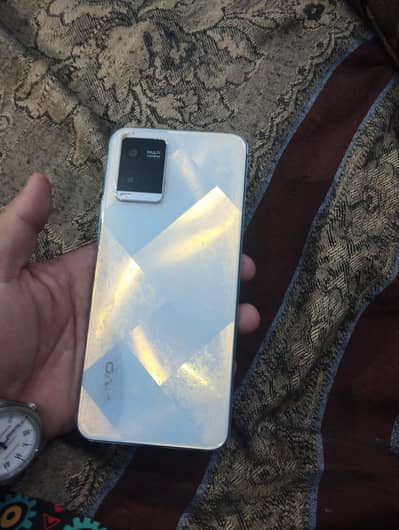 Vivo Y21