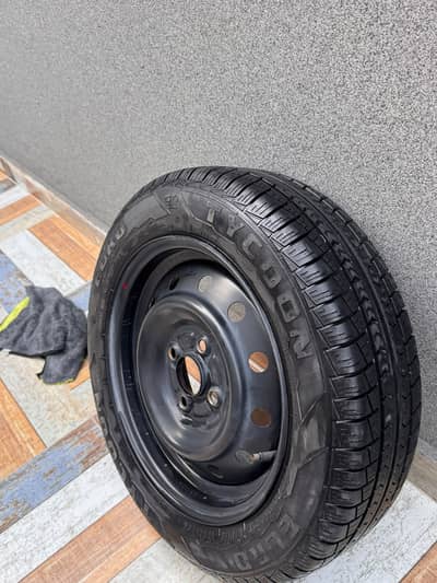 Tyre + Rim almost new
