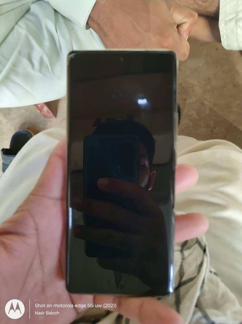 Infinix Note 40 Pro 5