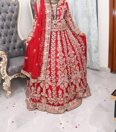 wedding dress/ heavy  bridal lehnga