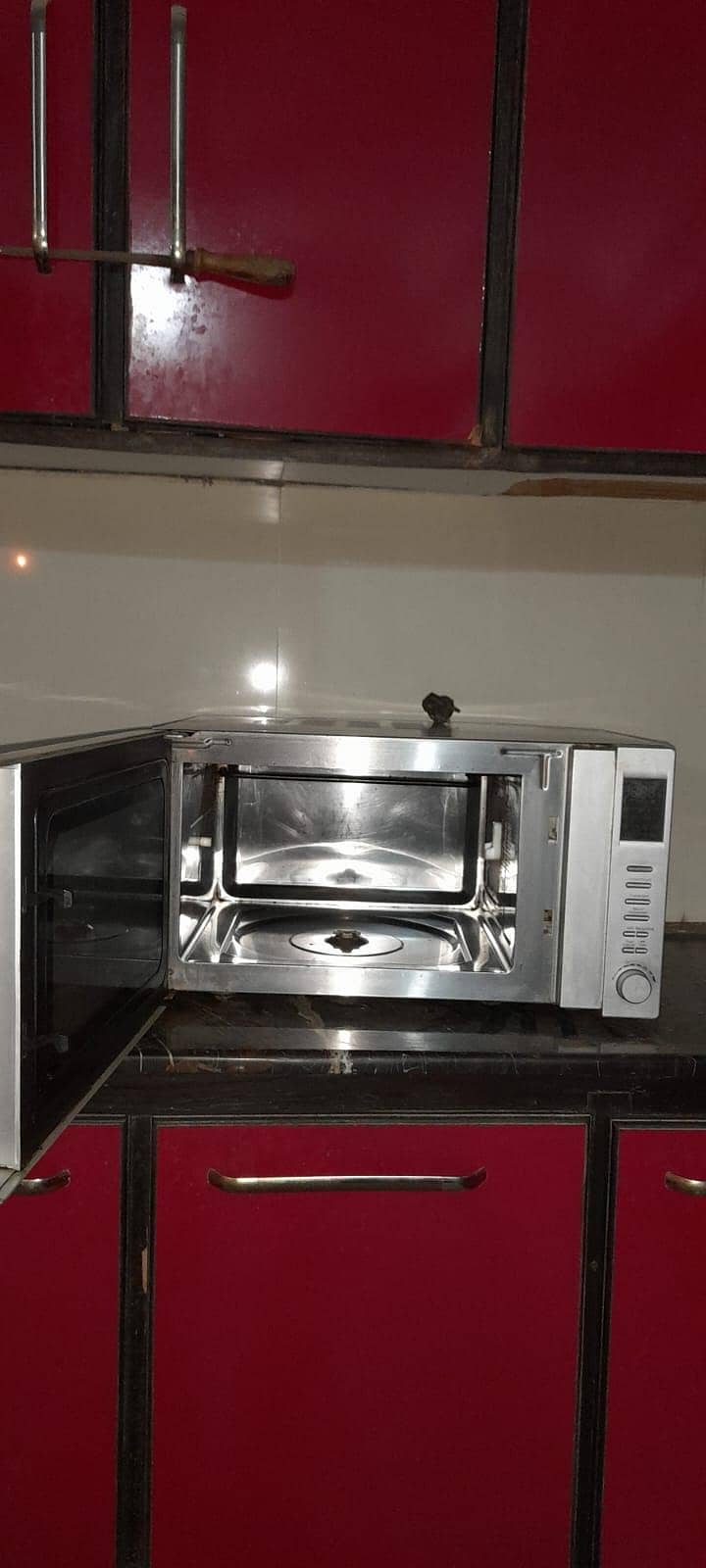Dawlance Microwave 4