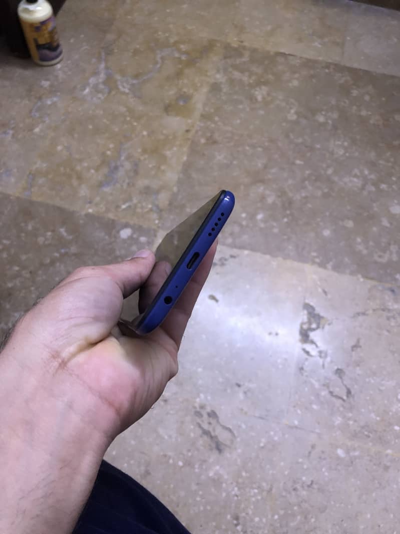 Xiaomi Redmi Note 9 4