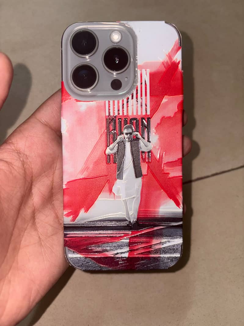 Apple iPhone 15 Pro 0