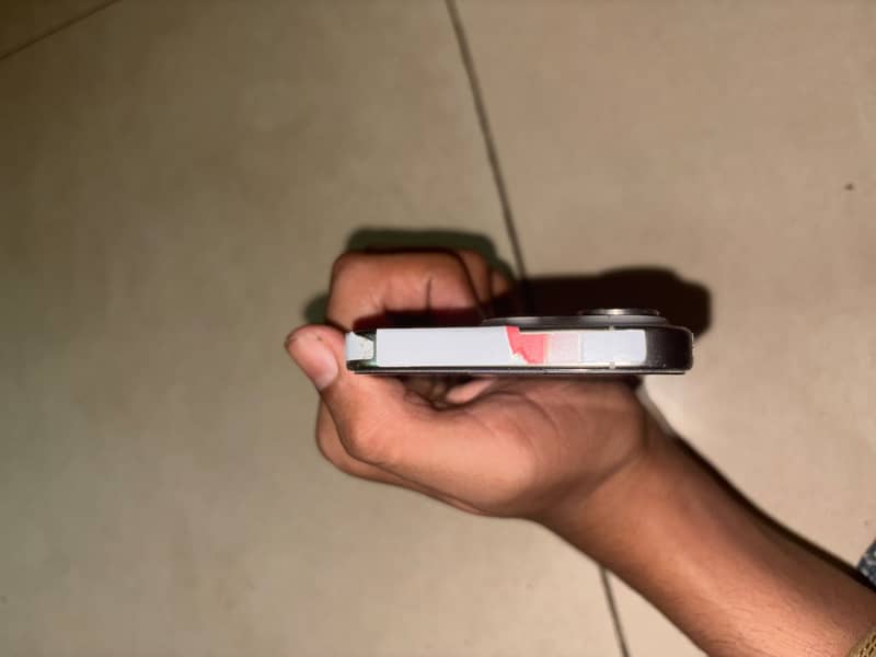 Apple iPhone 15 Pro 2