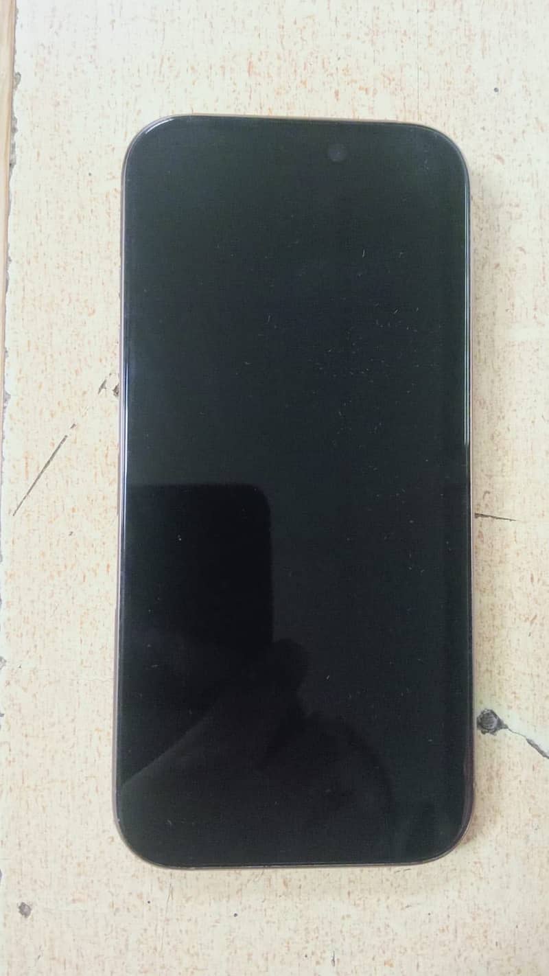 Iphone 16pro 1