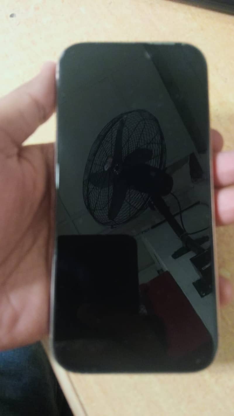 Iphone 16pro 3