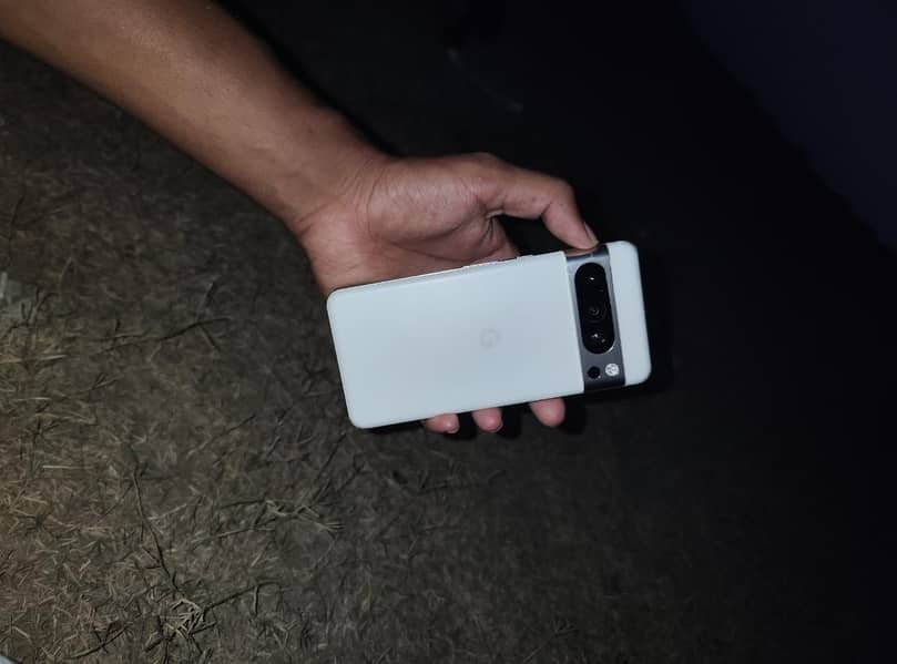 Google Pixel 8 Pro 0