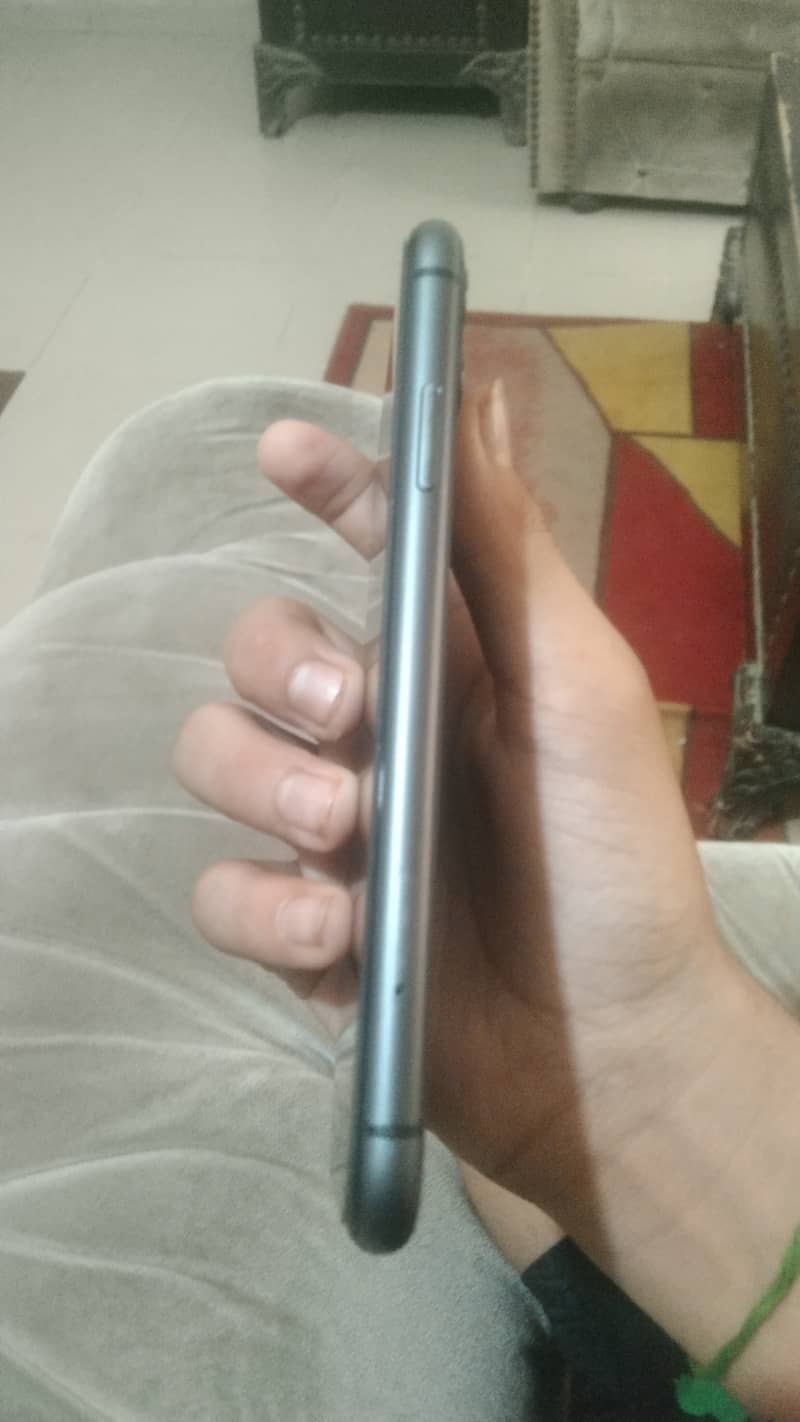 Apple iPhone 11 2