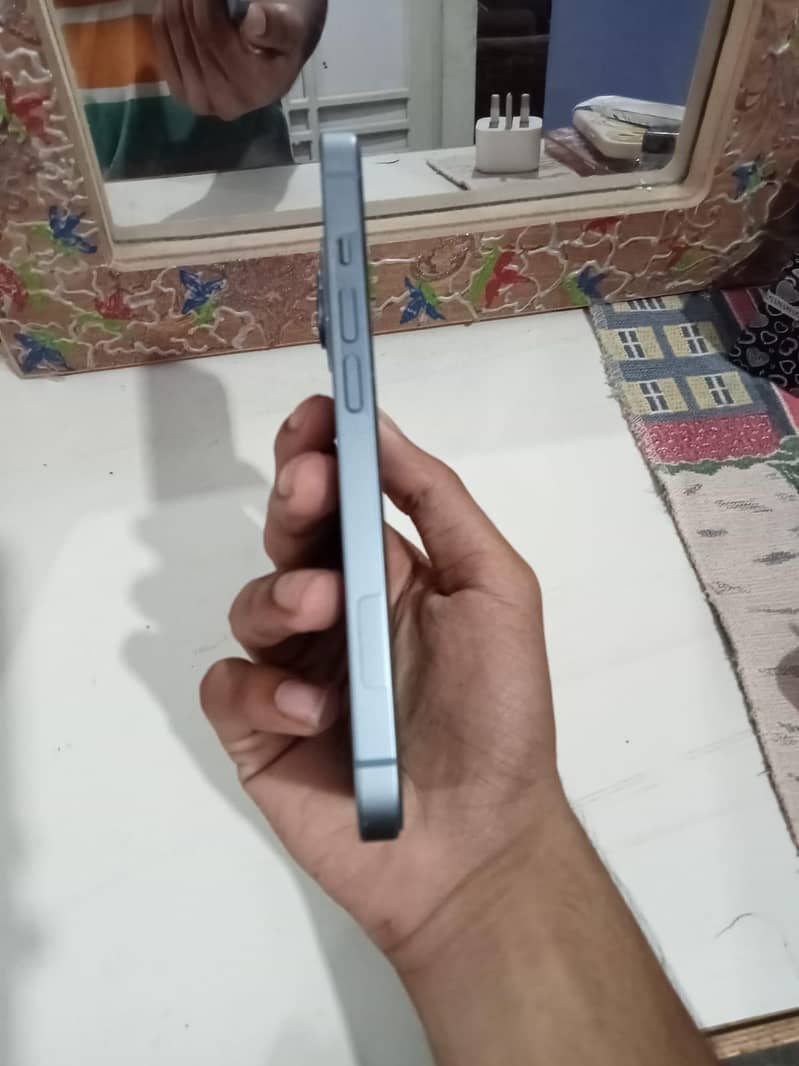 Apple iPhone 14 2