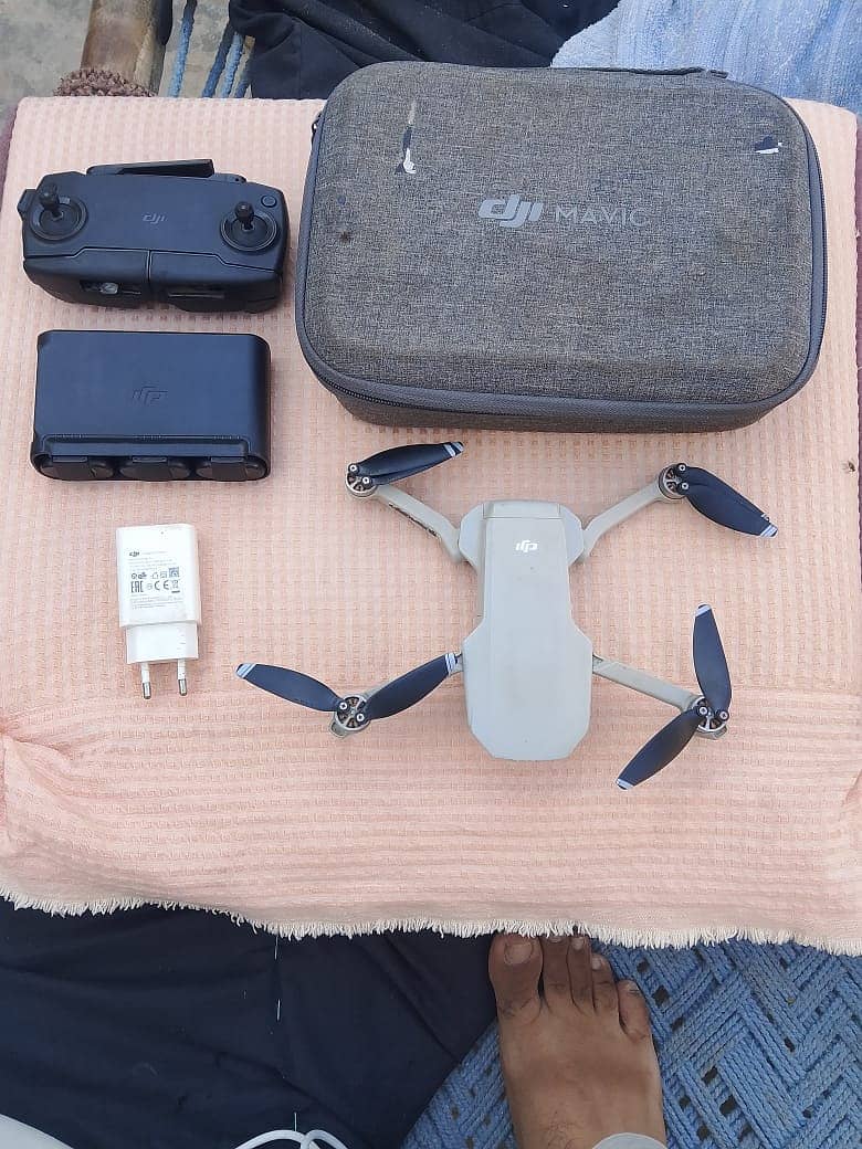 DJI mavec mini 5
