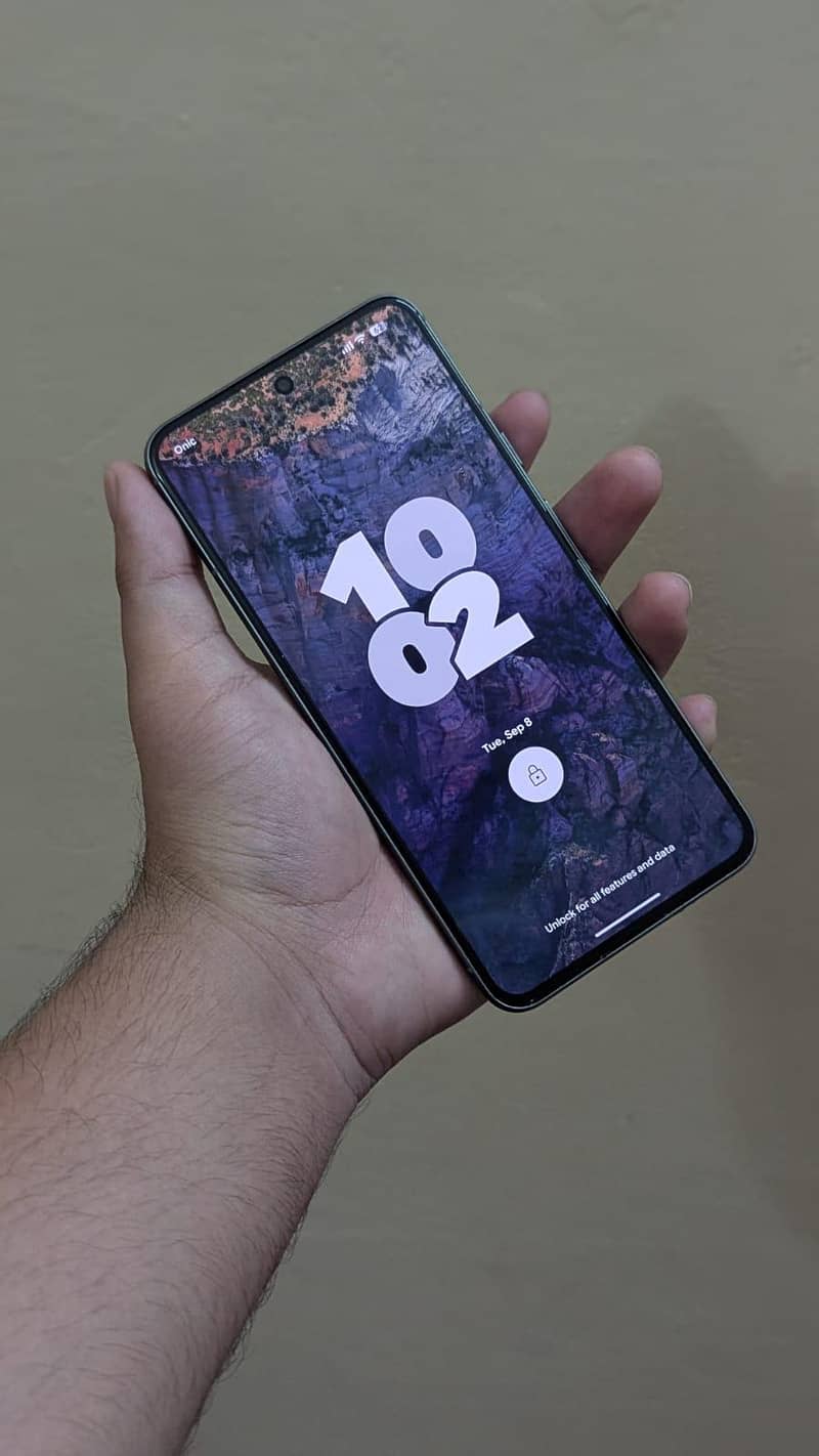 Google Pixel 8 1