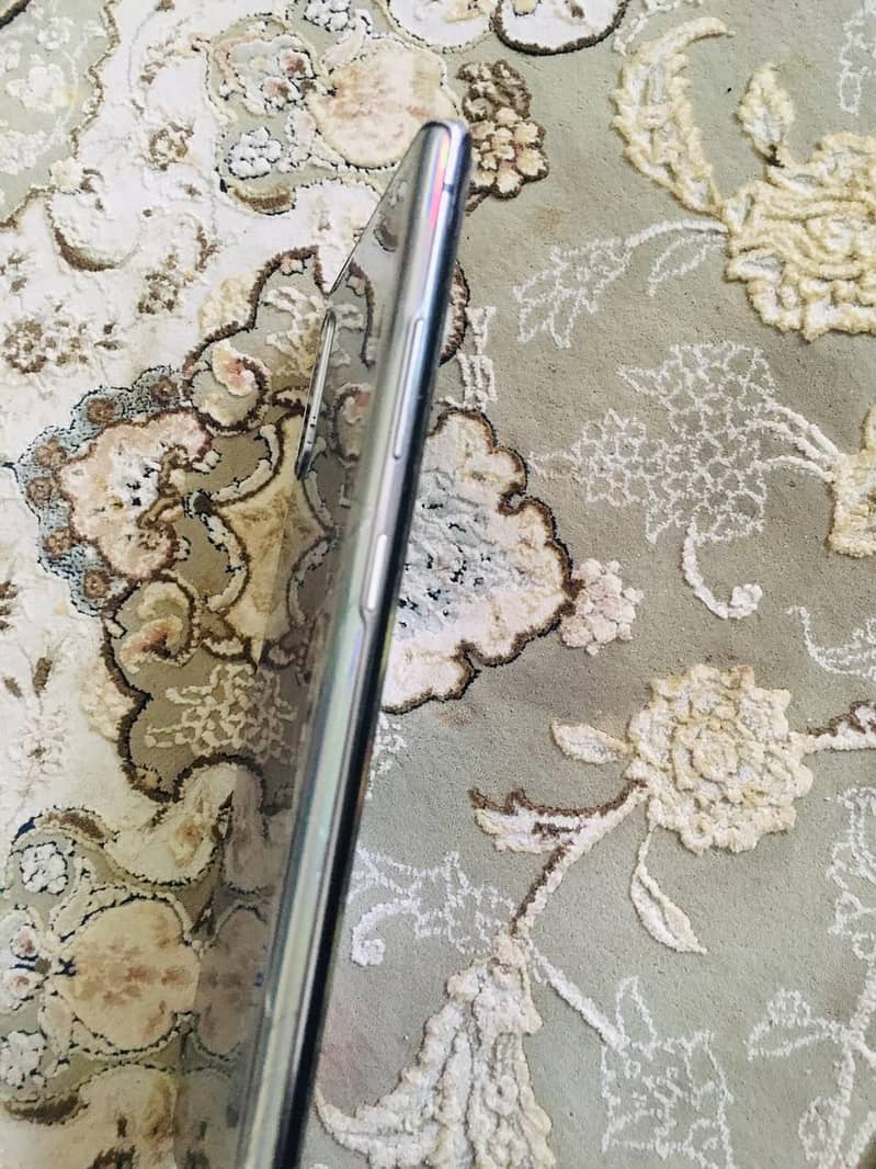 Samsung Mobile Note 10 Plus 2