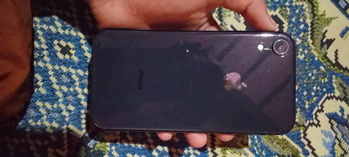 Apple iPhone XR 6