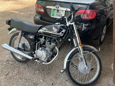 Honda 125 for sale Duble saman 03181526496 urgent forsale