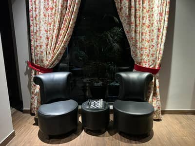 coffe chairs and table