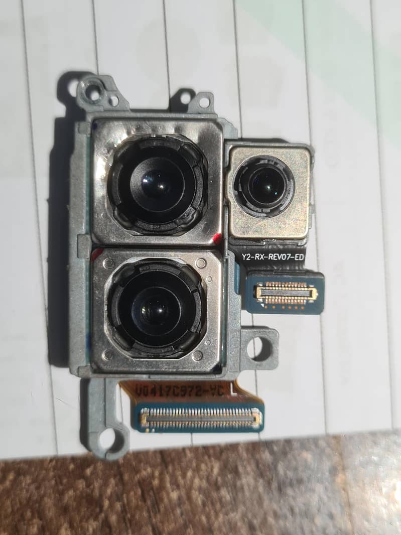 S20 plus Main Camera 1