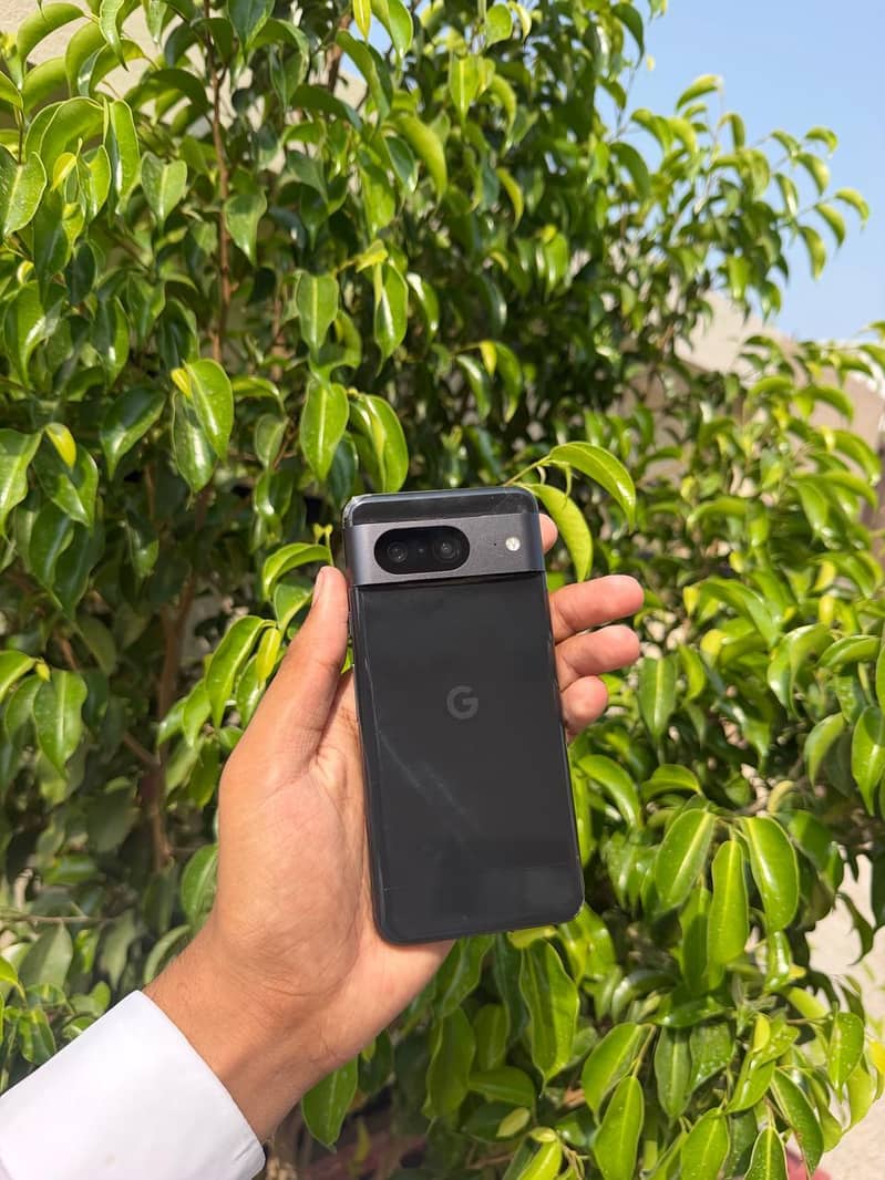 Google Pixel 8 1